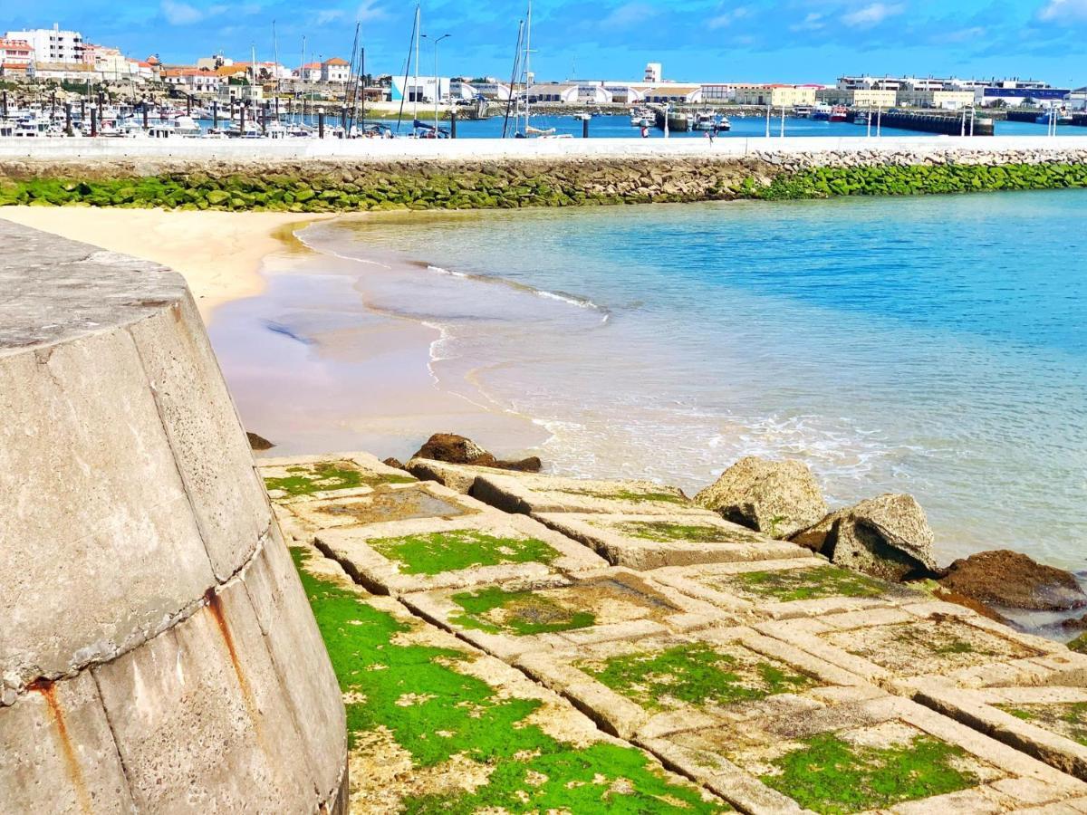 Doce Lar Peniche Villa Bagian luar foto